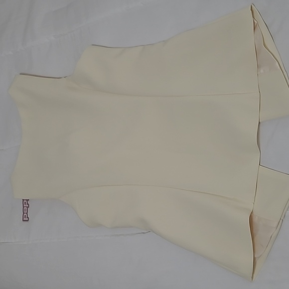 Cream Tailored Square Neck Button Front Blazer Vest NWT - Picture 7 of 10